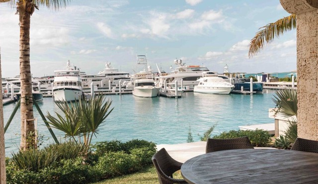 Lux Waterfront Cottage in Exclusive Briland Club w/Marina, Beach, Pickleball