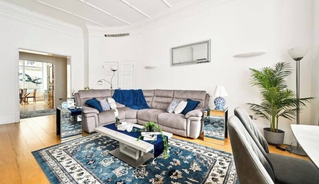 Luxurious Mayfair house London
