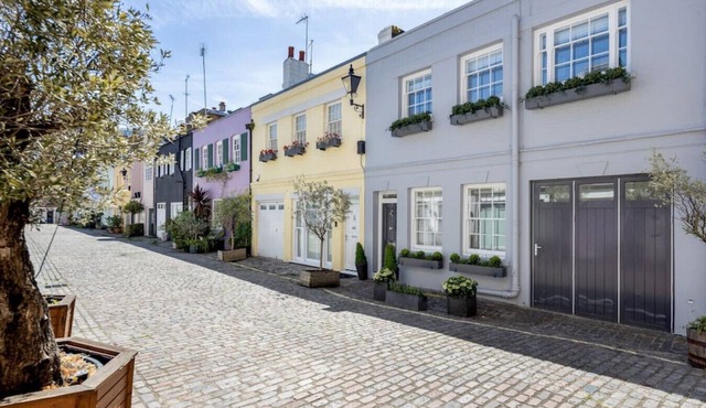 Luxurious Mews House Next to Hyde Park