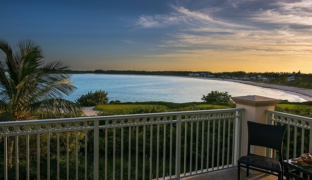 Luxury 2 Bedroom Residence with Resort Amenities