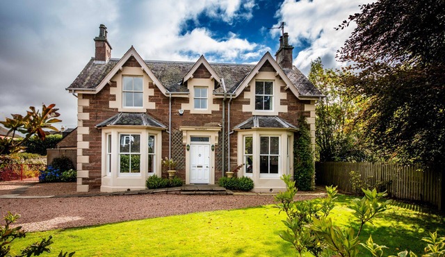 Luxury, 5 Star Holiday Villa in Blairgowrie STAY 7+ DAYS AND SAVE 35%
