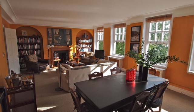 Luxury Apartment in Chelsea