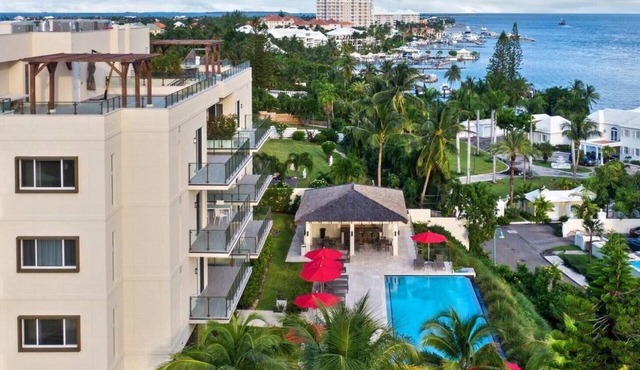 Luxury Condo with spectacular amenities on Paradise Island
