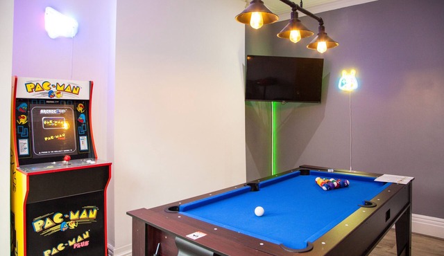 Luxury Home in Old Trafford