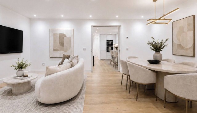 Luxury Knightsbridge Apt by Harrods