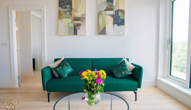 Luxury serviced apartment in heart of Wimbledon