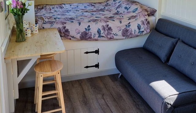 Luxury shepherds hut