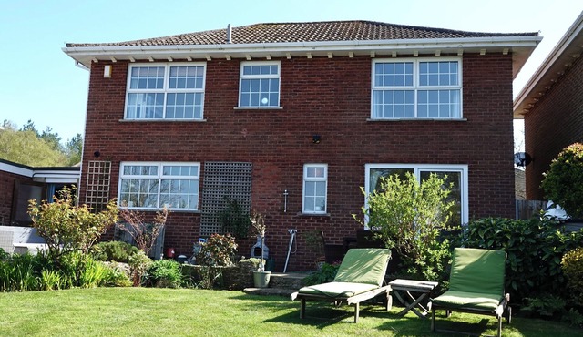 Luxury & spacious house near Wimborne, Dorset with country views & large garden