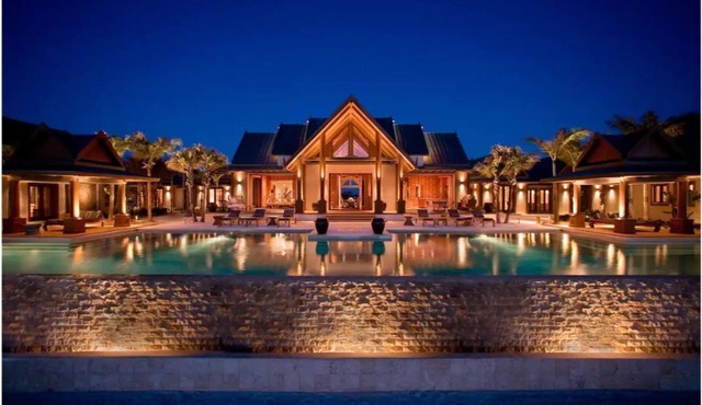 Luxury stay in West End, Grand Bahama, Bahamas