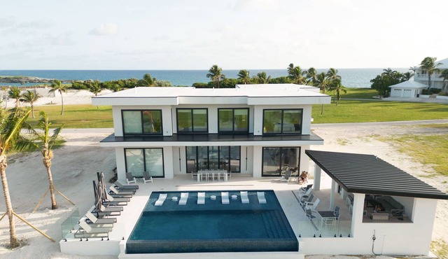 Luxury Villa! Includes Full Concierge! 4-Bedroom Option