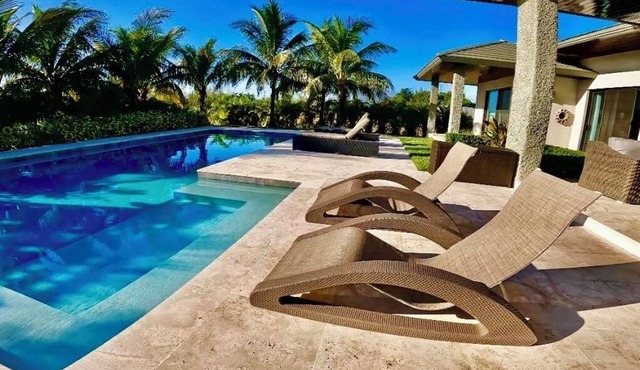 Luxury Water Front Villa Freeport Bahamas