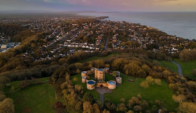Majestic 17th-century castle in stunning Somerset countryside. Pet friendly.