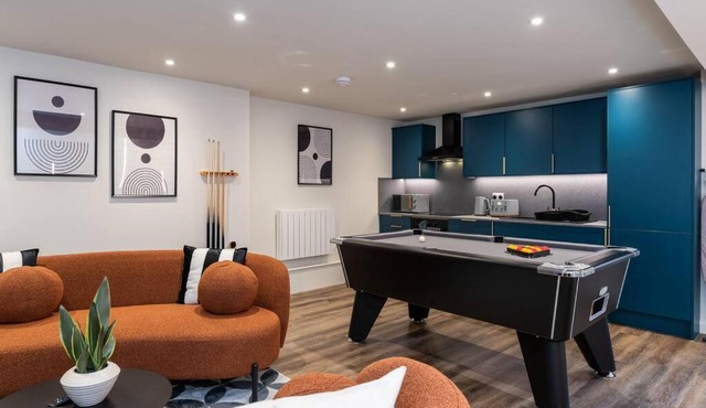 Majestic - Superior 2 Bedroom 9