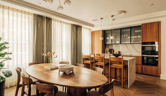 Mayfair Luxury 3BR at SLO Claridge House