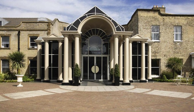 Mercure York Fairfield Manor Hotel