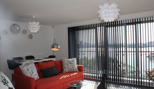 Miles Close Apartment