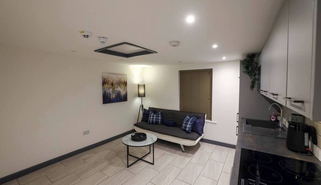 Modern 2 Bedroom Apartment, Bicester Town Centre