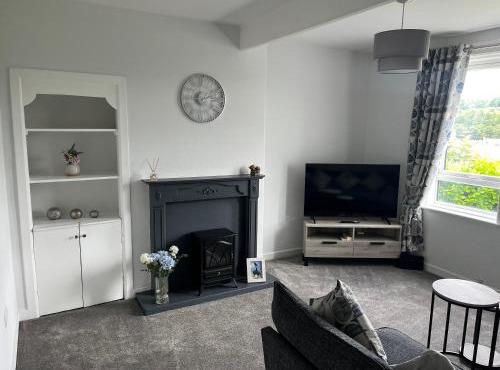 Modern 2 bedroom ground floor apartment