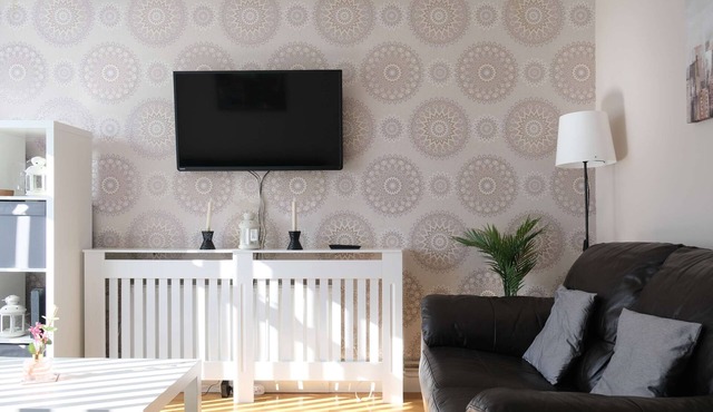 Modern 3BR Family Home w/Garden | Luton