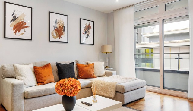 Modern Apartment in a Prime Location!