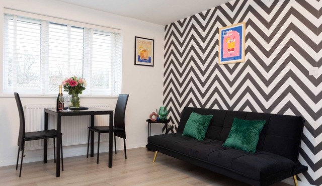 Modern Flat - Sleeps 3 - London