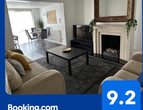 Modern four bedroom semi-detached house with off street parking 8 min drive to Wembley stadium, 5 miles to Central London