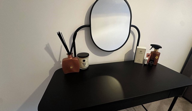 Modern Room & Bath in Maidenhead Near Heathrow Airport