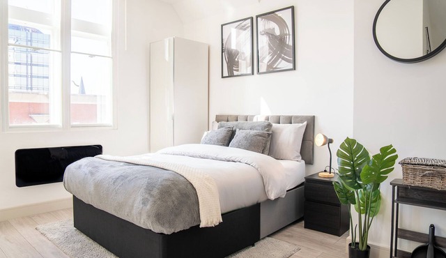 Modern Studio Apartment in Sutton, London