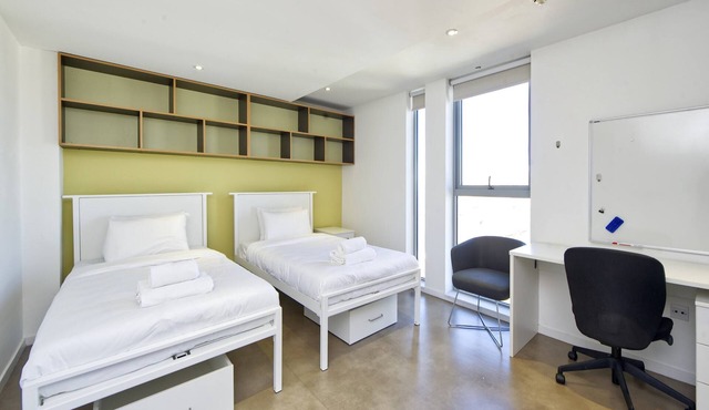 Modern-Style Student Studio in London