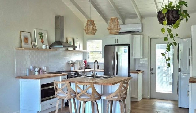 NEW 2 bdrm Sunrise Villa on 1+ acre tropical garden directly on Hoopers Beach