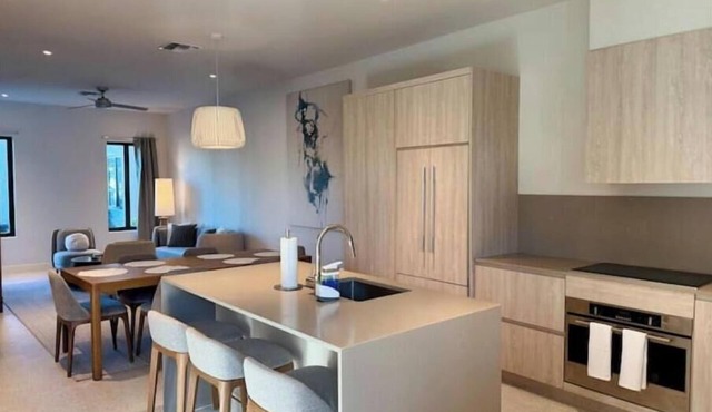 New build - 1bd - Gated - Pool Beach and Gym access - Quiet Area