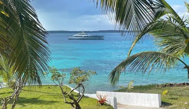 New! Islander Turtle Tale- Stunning waterfront tiny-cottage