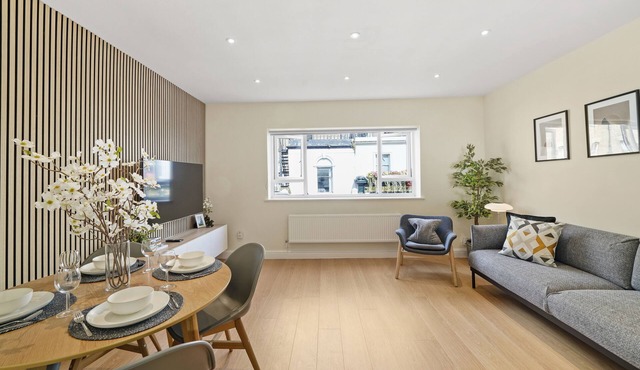 NEW LISTING! Excellent Location for Exploring London