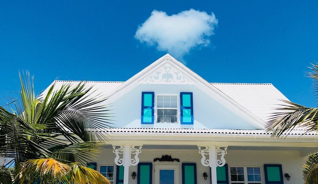 NEW LISTING! "One Love": Extraordinary Beachfront Villa and Cottage.