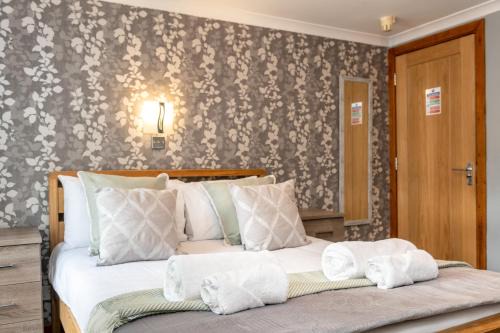 New Lodge Rooms- with Free Parking