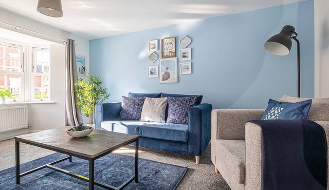 New modern & comfortable listing