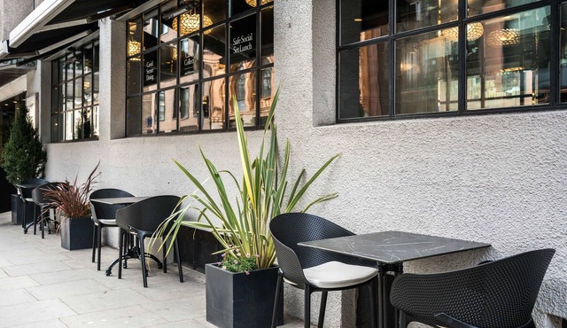 NEW Sleek & Modern Studio in the Heart of Chelsea