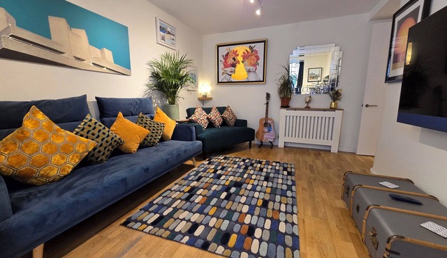 New Stylish Garden Apartment Heart of Bloomsbury Near British Museum