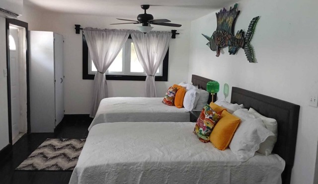 Newly Listed Beachfront Open-Concept Accommodation with Beautiful Views!