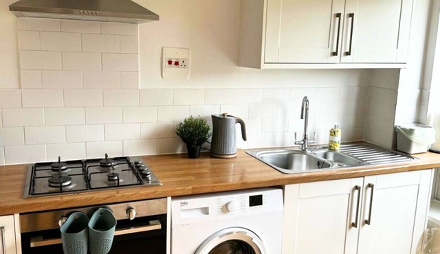 Newly refurbished 2 bed in Thame