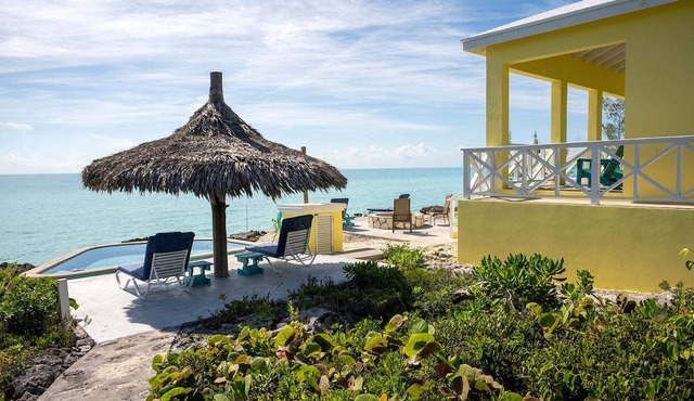 Newly Remodeled Home Calm Caribbean Pool