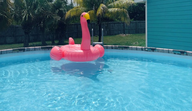 Newly renovated home with Kayaks + Pool