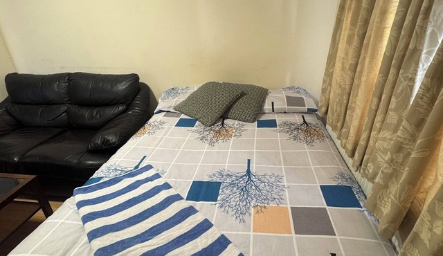 Nice double Room Near Excel London