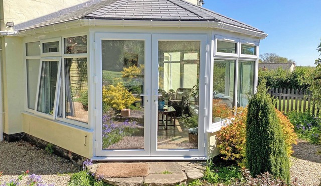 Oak Tree Cottage - E5062