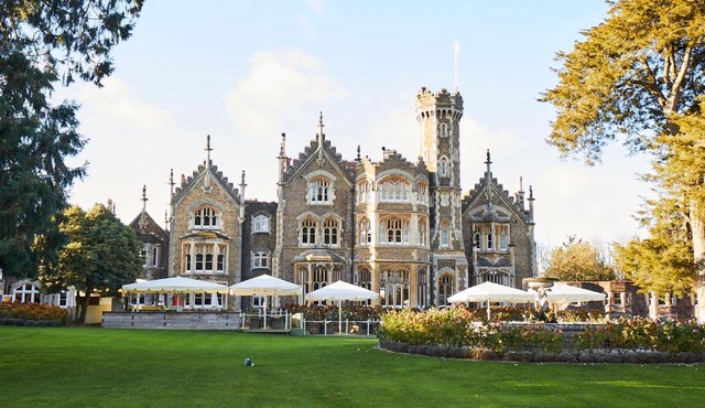 Oakley Court