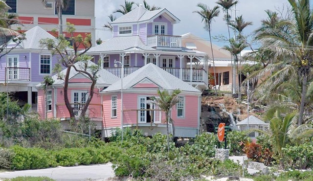 Ocean Front Cottage - Orange Hill Beach Inn