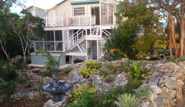 Oceanfront, Beach, Tennis-Pickleball Court, Dock, Kayaks, Bikes