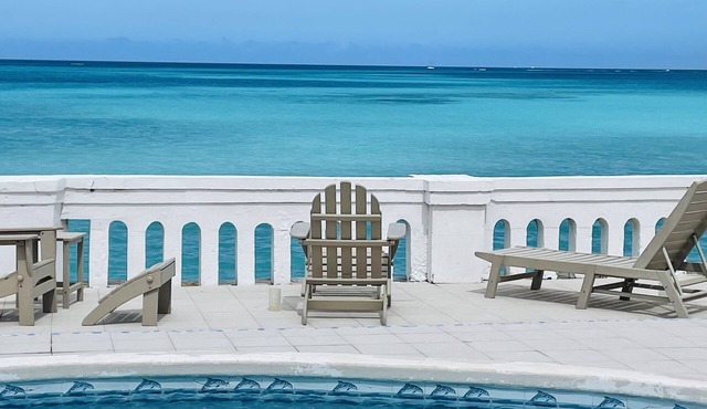 Oceanfront Villa with stunning views and private pool