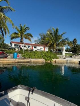 One bedroom on Atlantic waters with dock n boat access