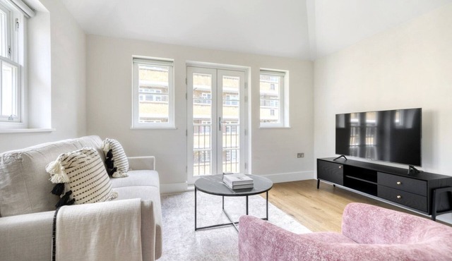 Open plan Waterloo, 1BR, New build, terrace, by Blueground